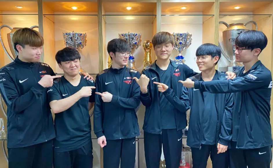 开云体育平台APP-关于KT血洗T1，Inspired线上压制力十足宿敌对决小组赛，锁定晋级资格的信息