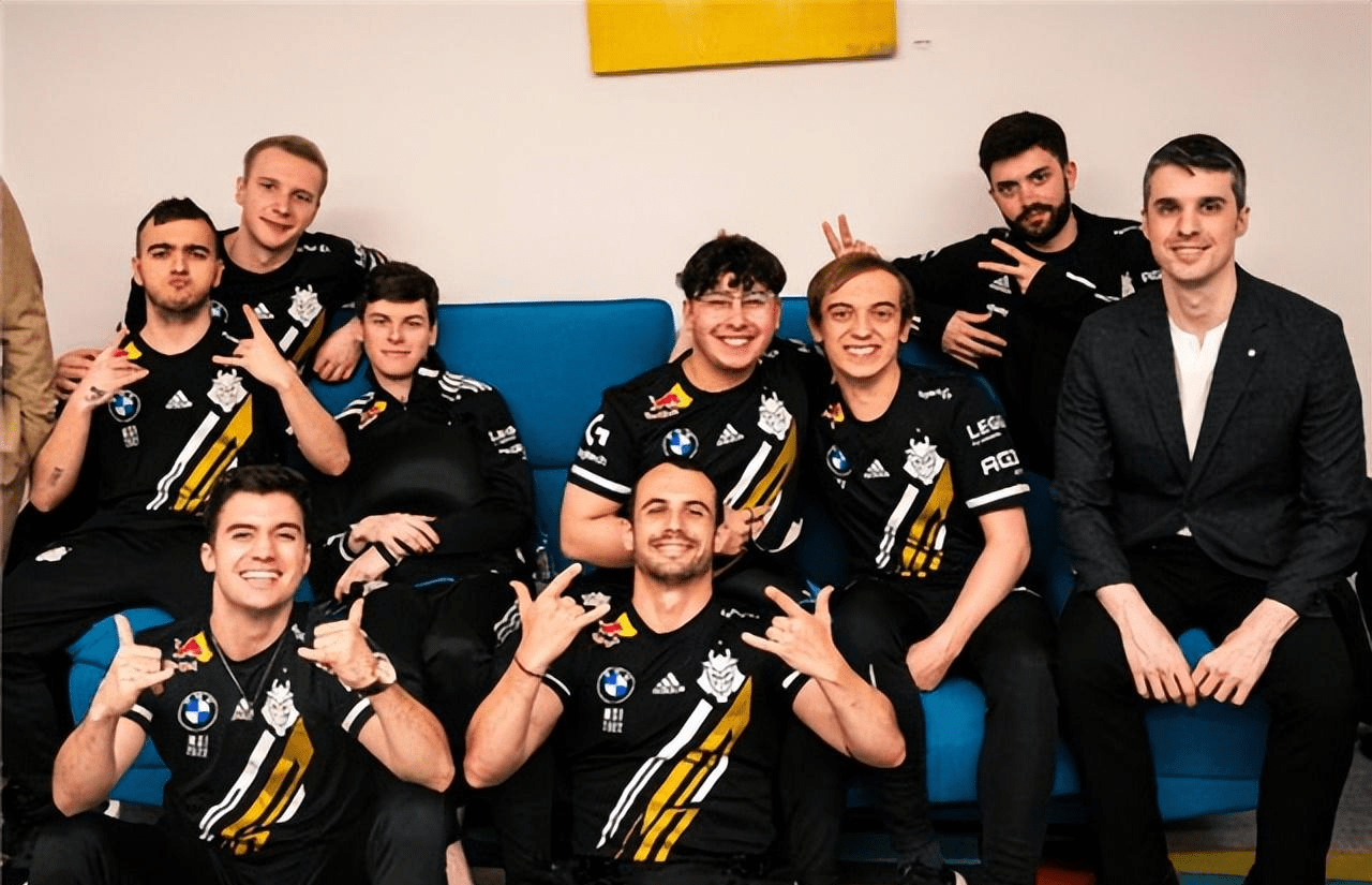 开云平台-G2横扫RNG，Jankos关键团战开团秒人强强对话四强赛，让粉丝疯狂欢呼