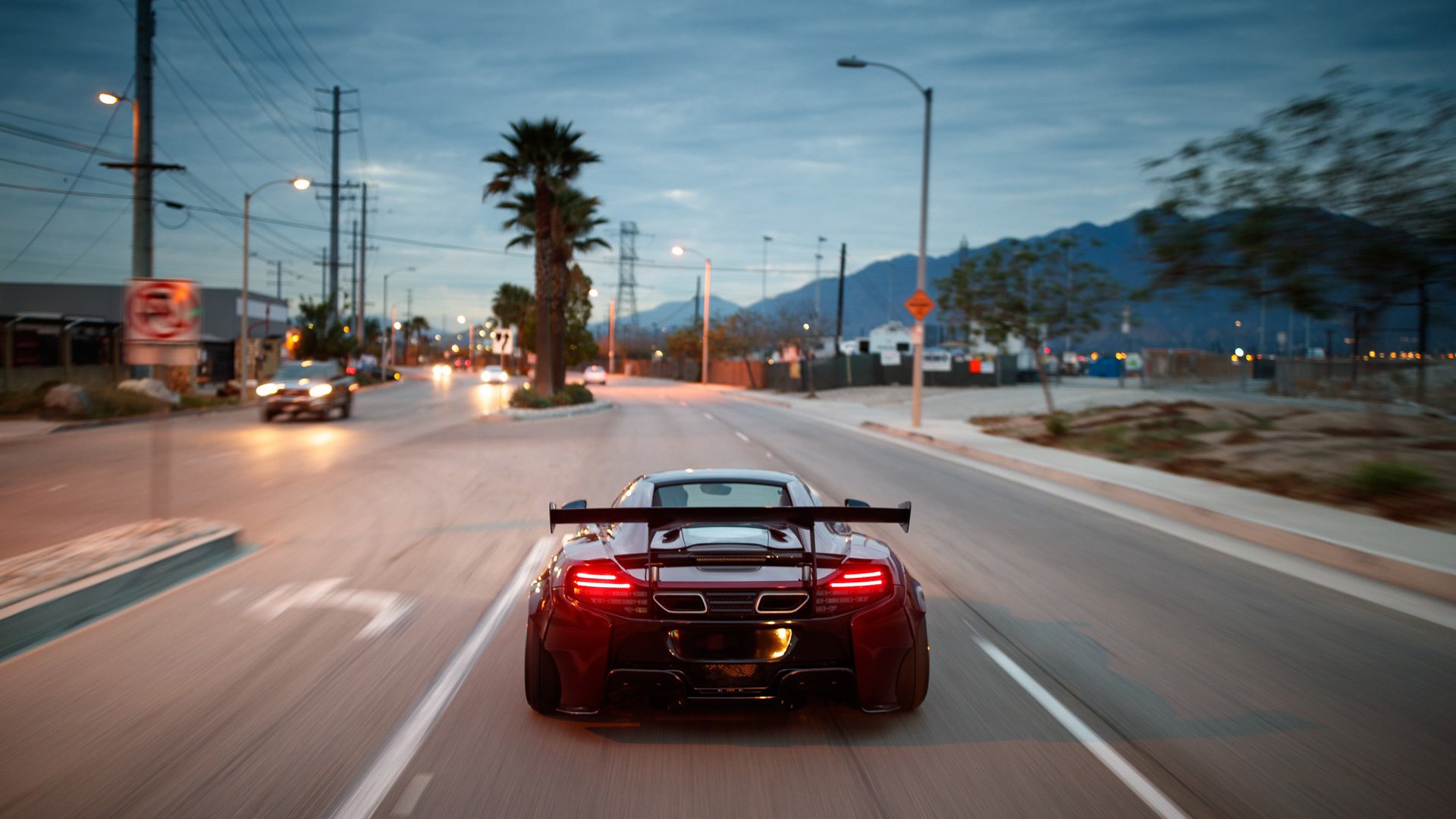 血拼与接管，北京队激战公牛，米切尔季后赛闪耀，篮球世界的双城记