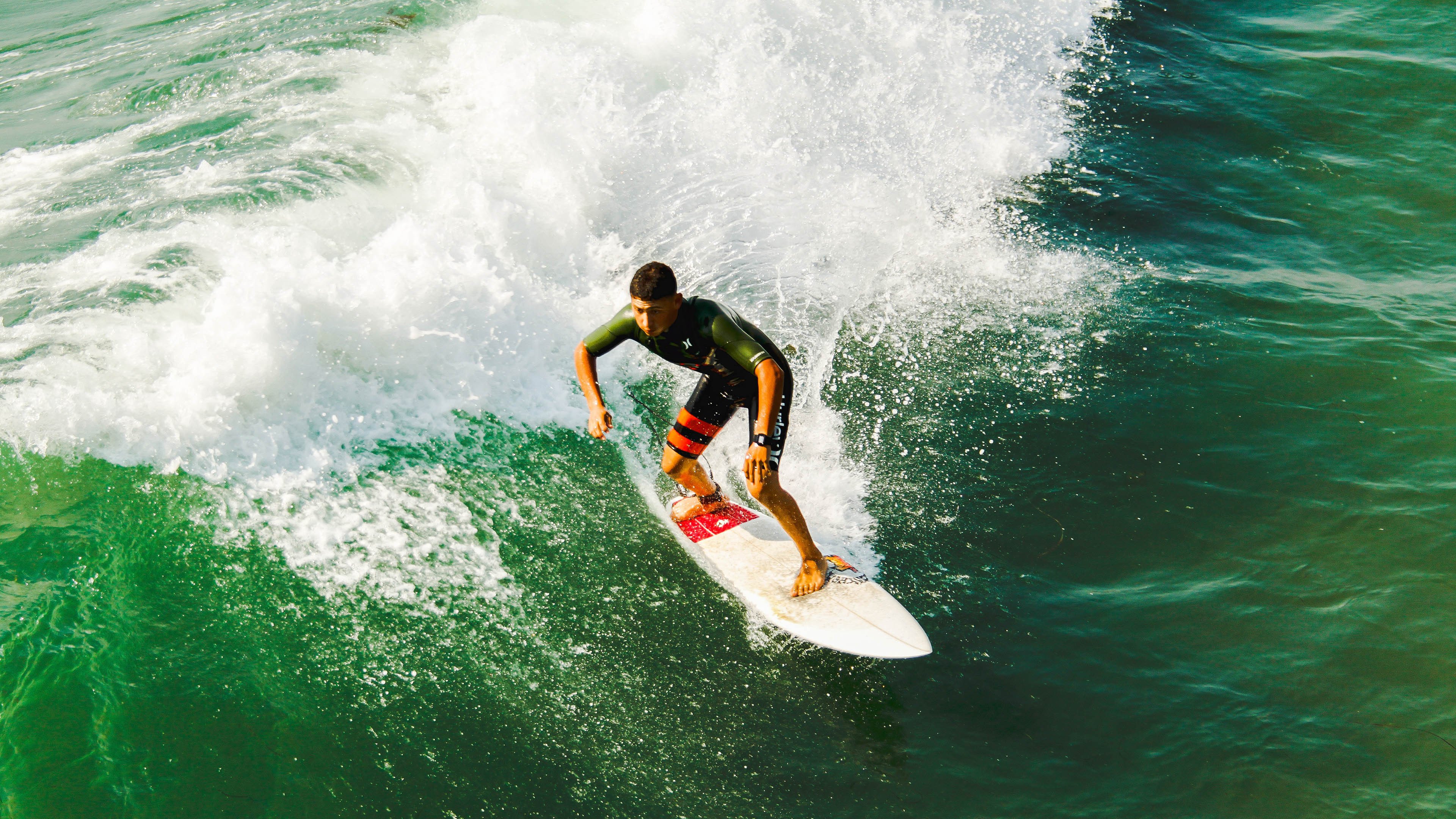 开云体育平台APP-屠龙少年改写剧本，阿尔瓦雷斯用一场平庸的胜利，宣告巨星主义的黄昏